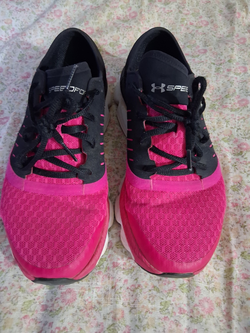 Under Armour Women's Speedform Running Shoes - Hot Pink and Black